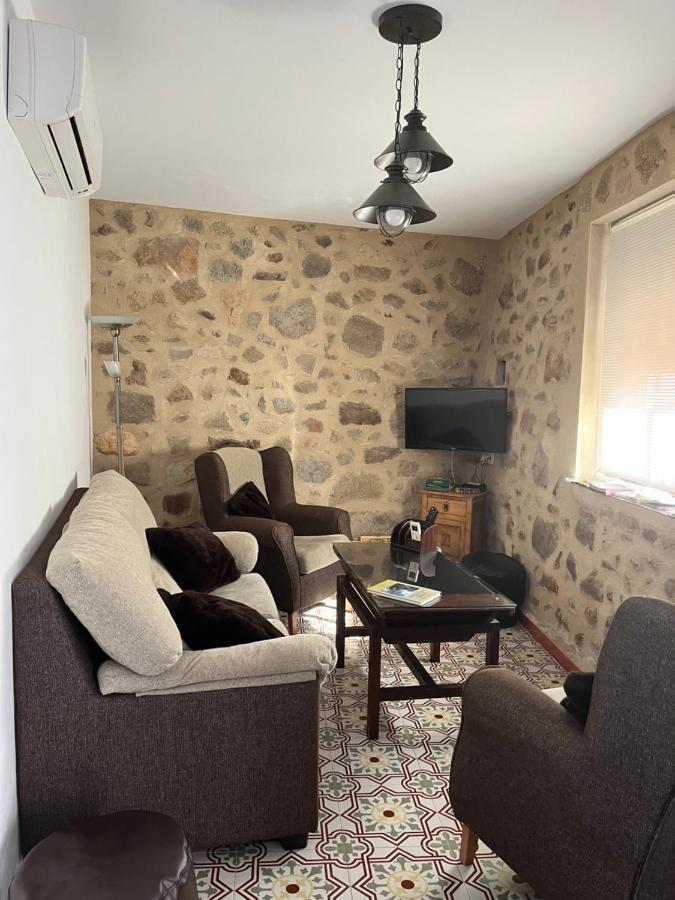 Casa Rural Las Pelliquerinas Almoharin Екстериор снимка